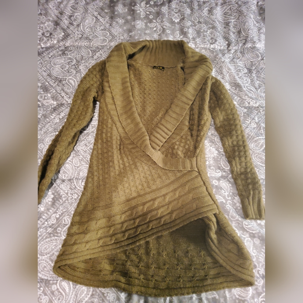 Woman's sweater
